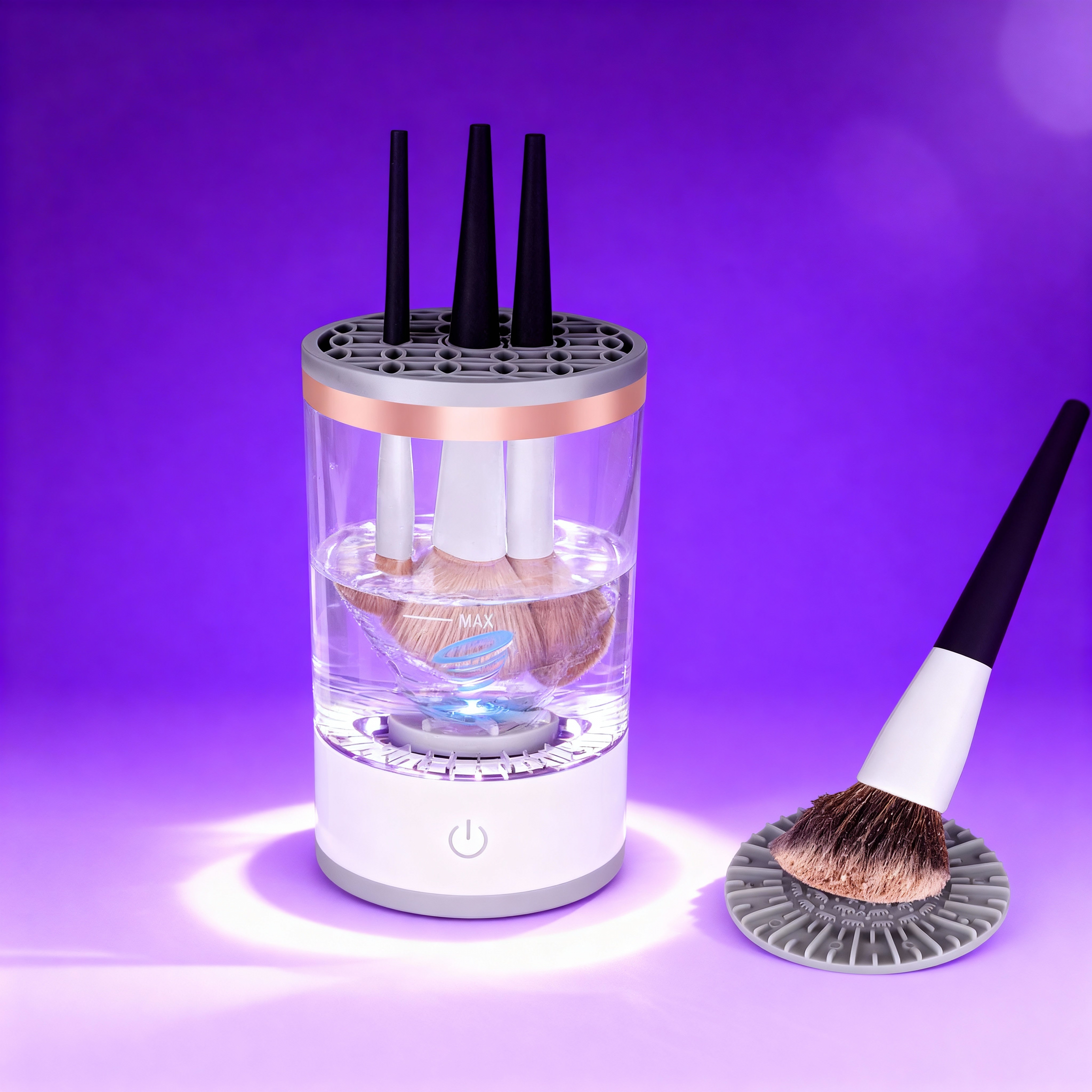 EFFORTLESS™ – The solution for clean makeup brushes in seconds · Goodbye dirt and pimples