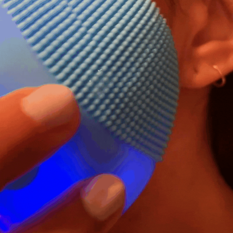 HERA™ PLUS Cleaning Device with Vibration